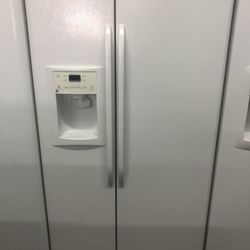 White Side By Side Refrigerator 