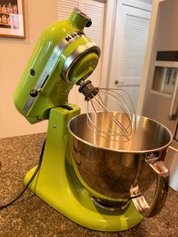 KitchenAid Artisan Stand Mixer | Green | 2 Bowls + Attachments