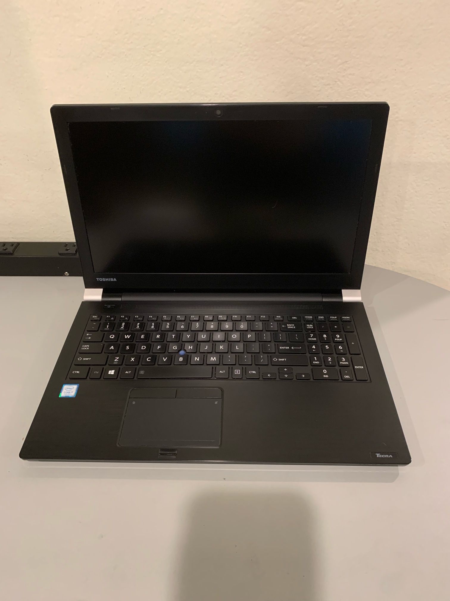Toshiba i7 7th Gen with 500 GB SSD, Bluetooth, 16GB Ram and Windows 11 