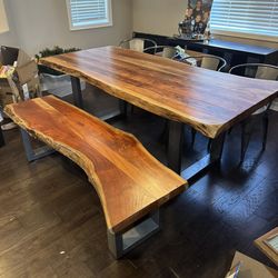 Dining table set
