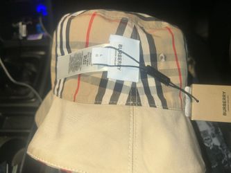 Burberry Buckethat