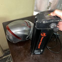 36v Ebike Battery pack comes w key and helmet