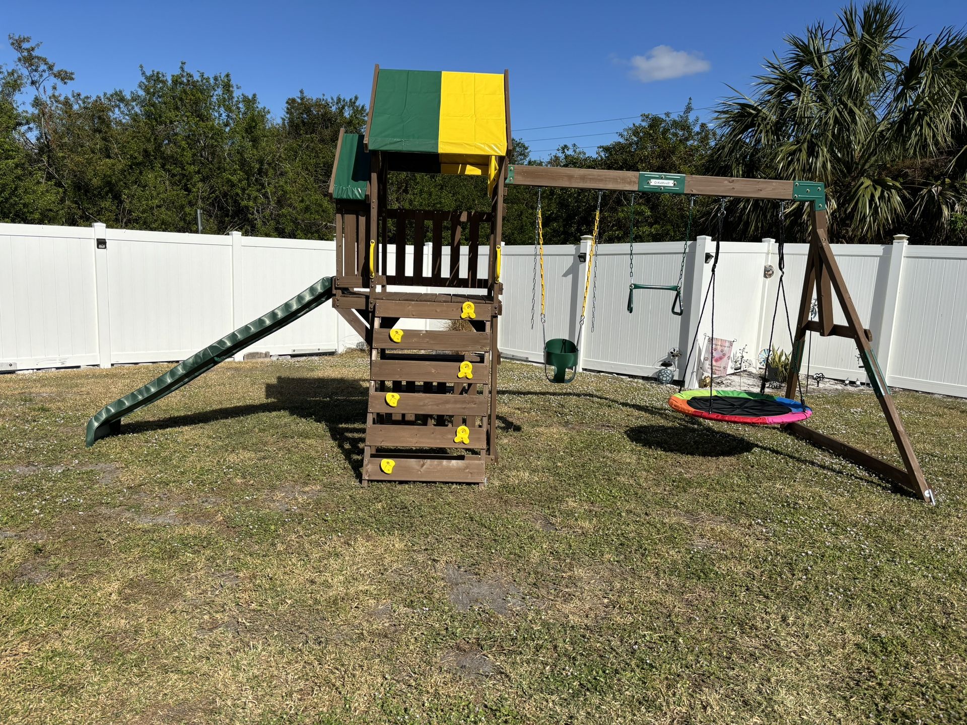 Playground Assembler 