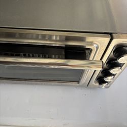 Toaster Oven Only Toast Bouton Is Working $15