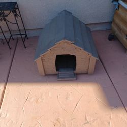 Dog House 