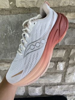 Saucony Hurricane 25 —Size 10.5 Men’s —$45 FIRM