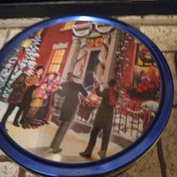 Eight Decortive Christmas Tins For One Low Price 