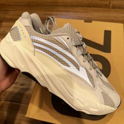 Adidas Yeezy 700 V2 Static