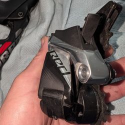 Sram Red Derailuer And Hydraulic Brakes 