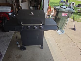 Propane Grill With Tank