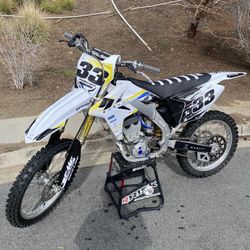 Suzuki rmz250