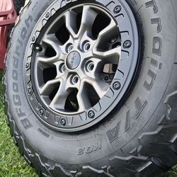 bedrock rims for jeep set 5 pcs perfect conditions