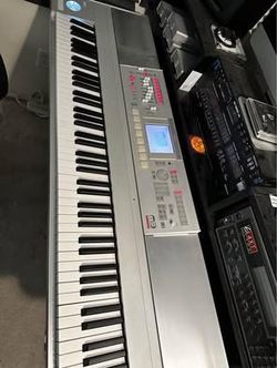KORG M3 88 expanded Keyboard Workstation