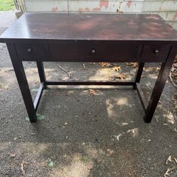 Desk With Pull Out Laptop Drawer 