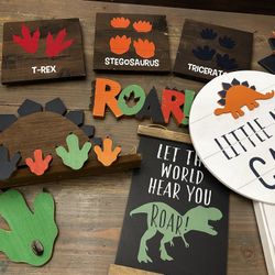 huge Dinosaur Lot For Boys Room Or Nursery