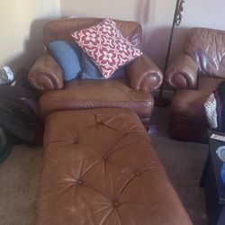 leather brown couch 