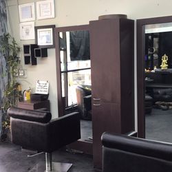 Salon Hair Station $60