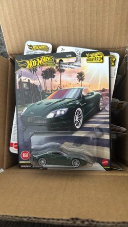Hot Wheels Premium Boulevard Aston Martin Die-Cast Car