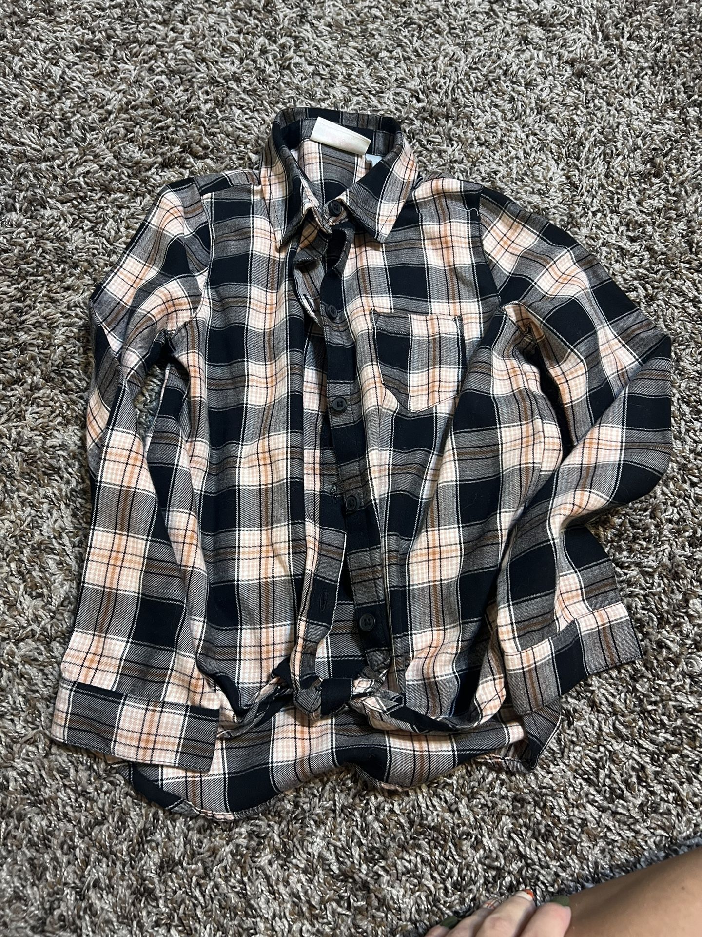 Girl’s the children’s place black and pink plaid button up shirt. Size 7/8