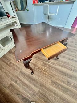 dinning table High-Quality Solid Wood ，Excellent Condition!