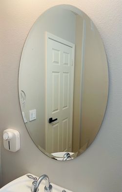 Oval Mirror