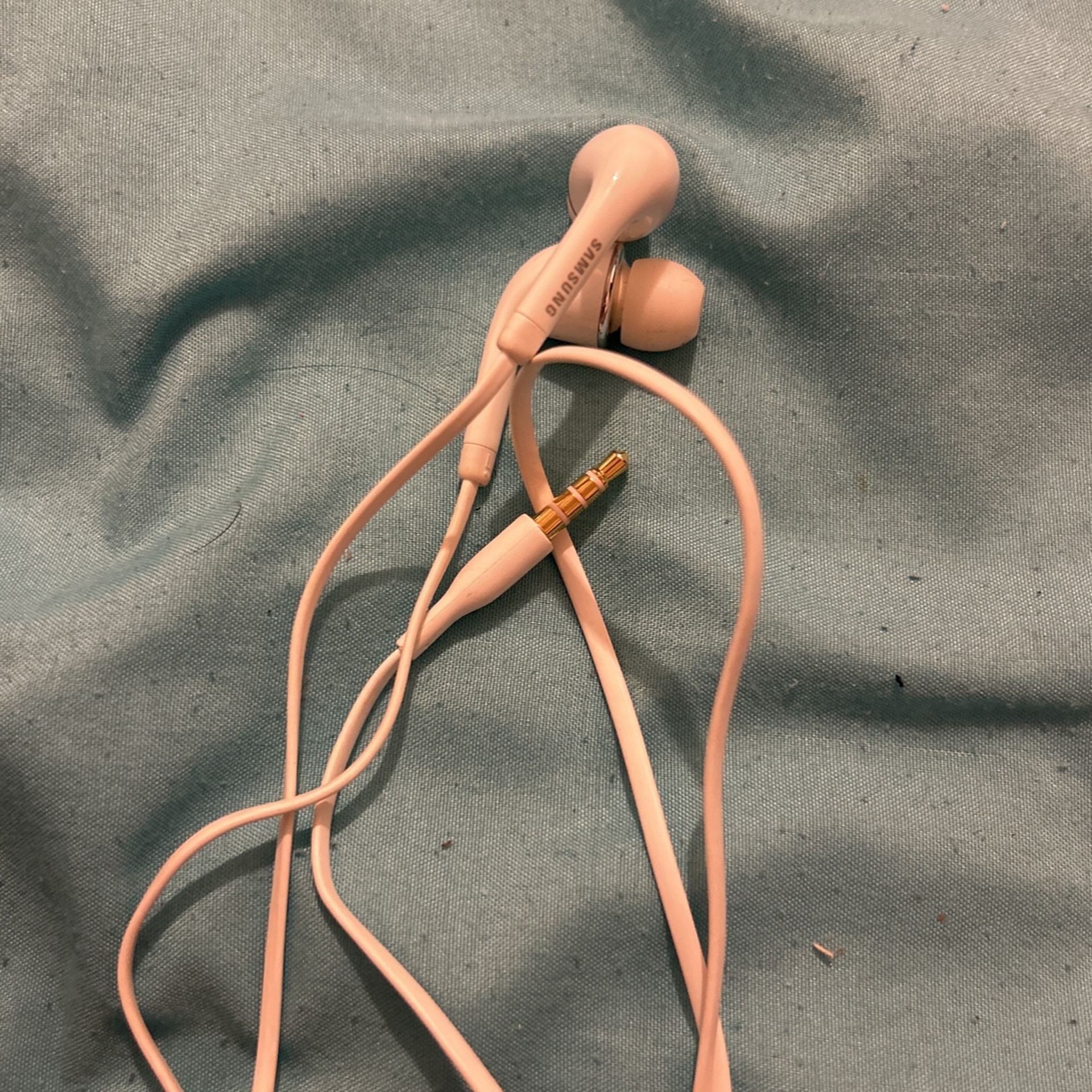 Samsung Headphones Never Used