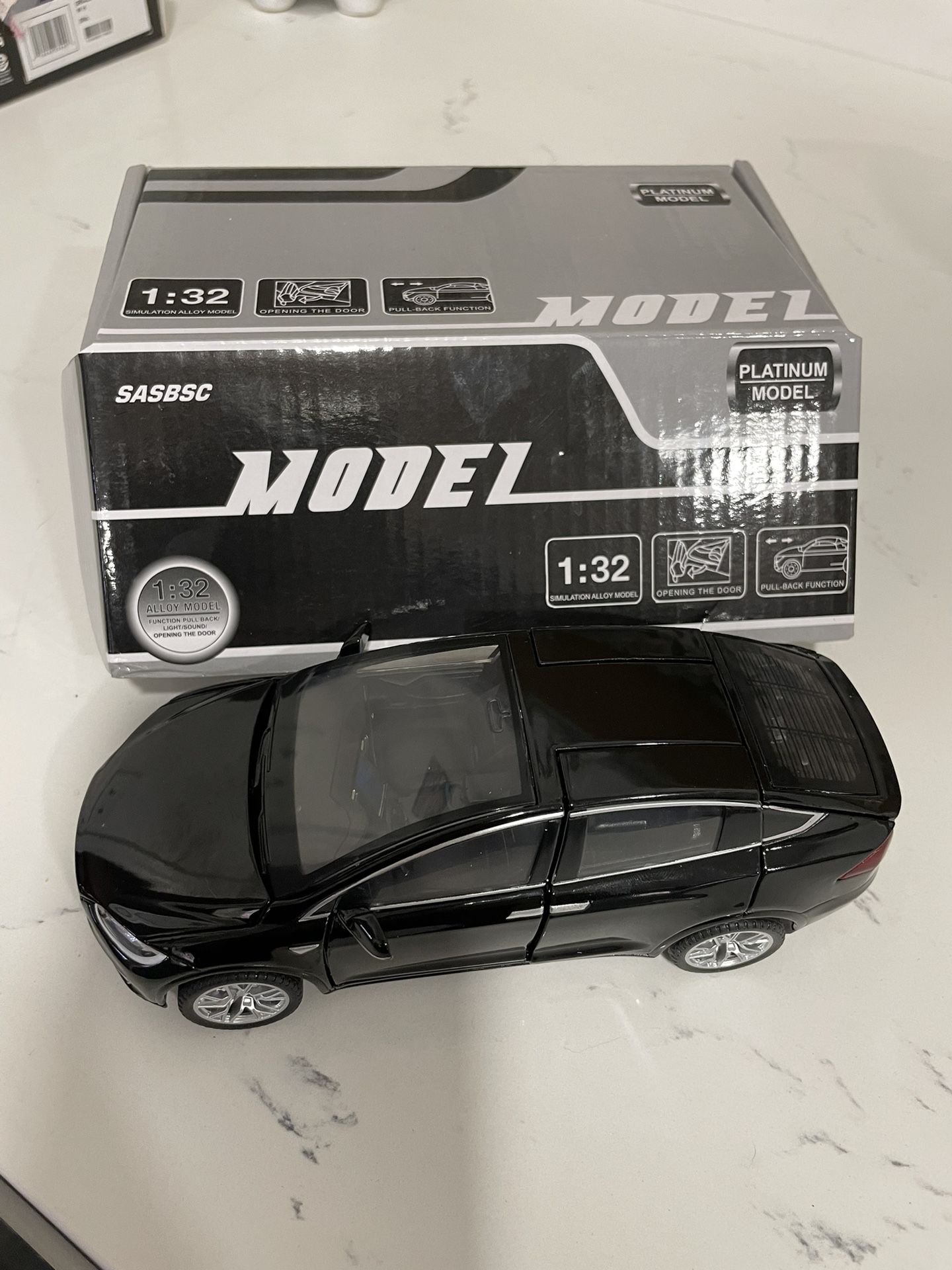 Toy Model Tesla