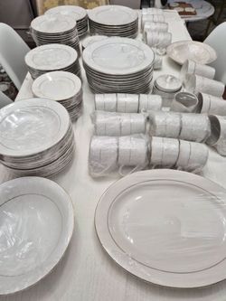 Gold Rim Dinnerware Set Fine China