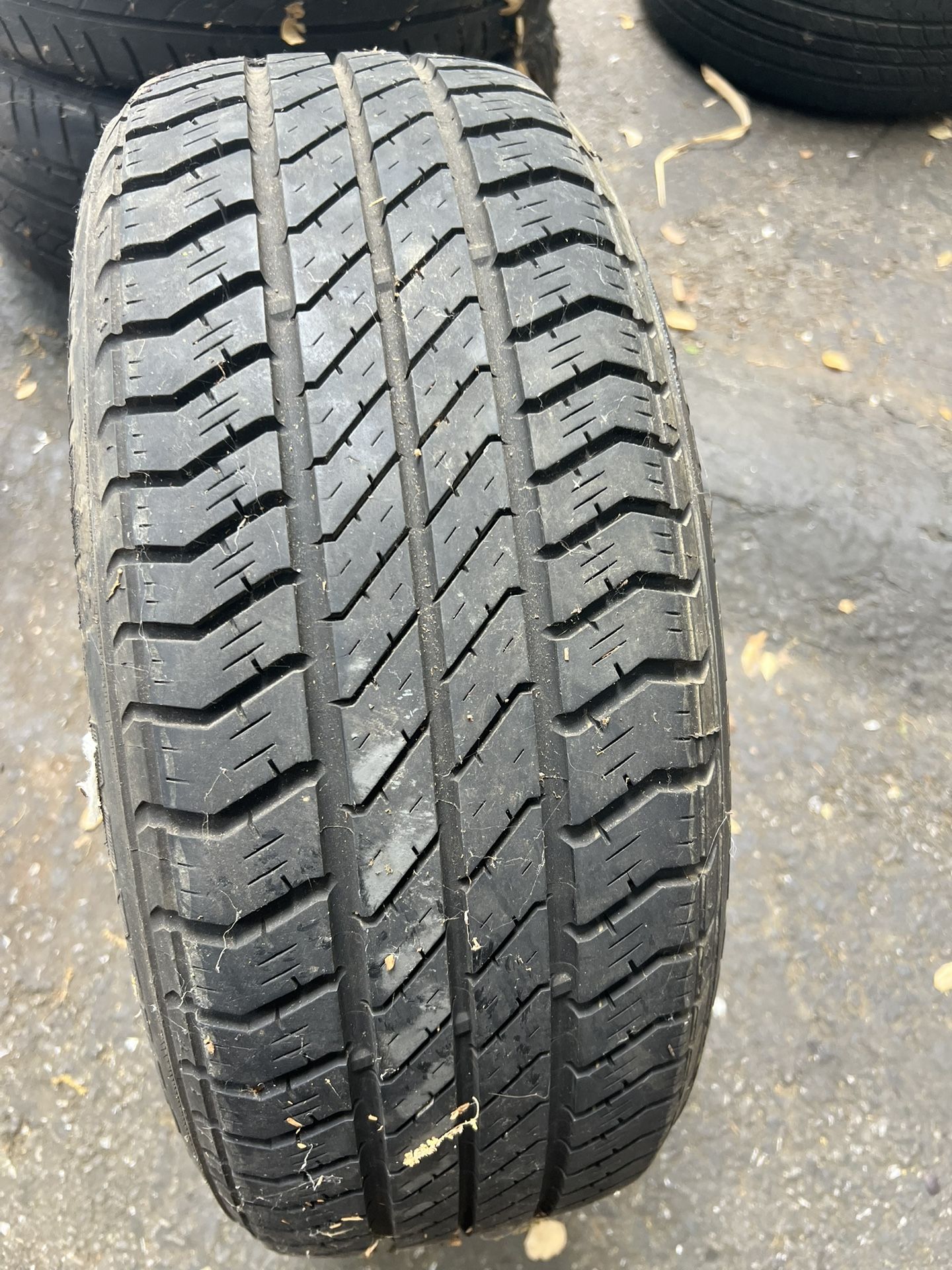 1992 New BMW Bottle Cap Tire And Wheel