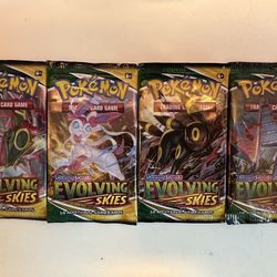 39 Evolving Skies Brand New Sealed Booster Packs