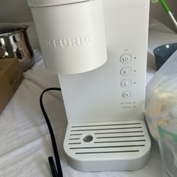 Keurig Coffee Maker / Cafetera 