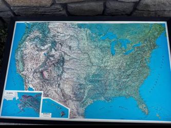 XL Vintage 3D Map of the United States Topographical Map