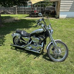 2004 Harley Davidson Sportster 1200 - 100th Anniversary Special Edition