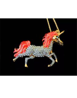 Pink crystal Unicorn 🦄 Necklace