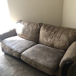 Couch/ Love seat