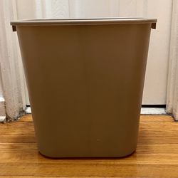 Rubbermaid action packer container model 1171 for Sale in Queens, NY -  OfferUp