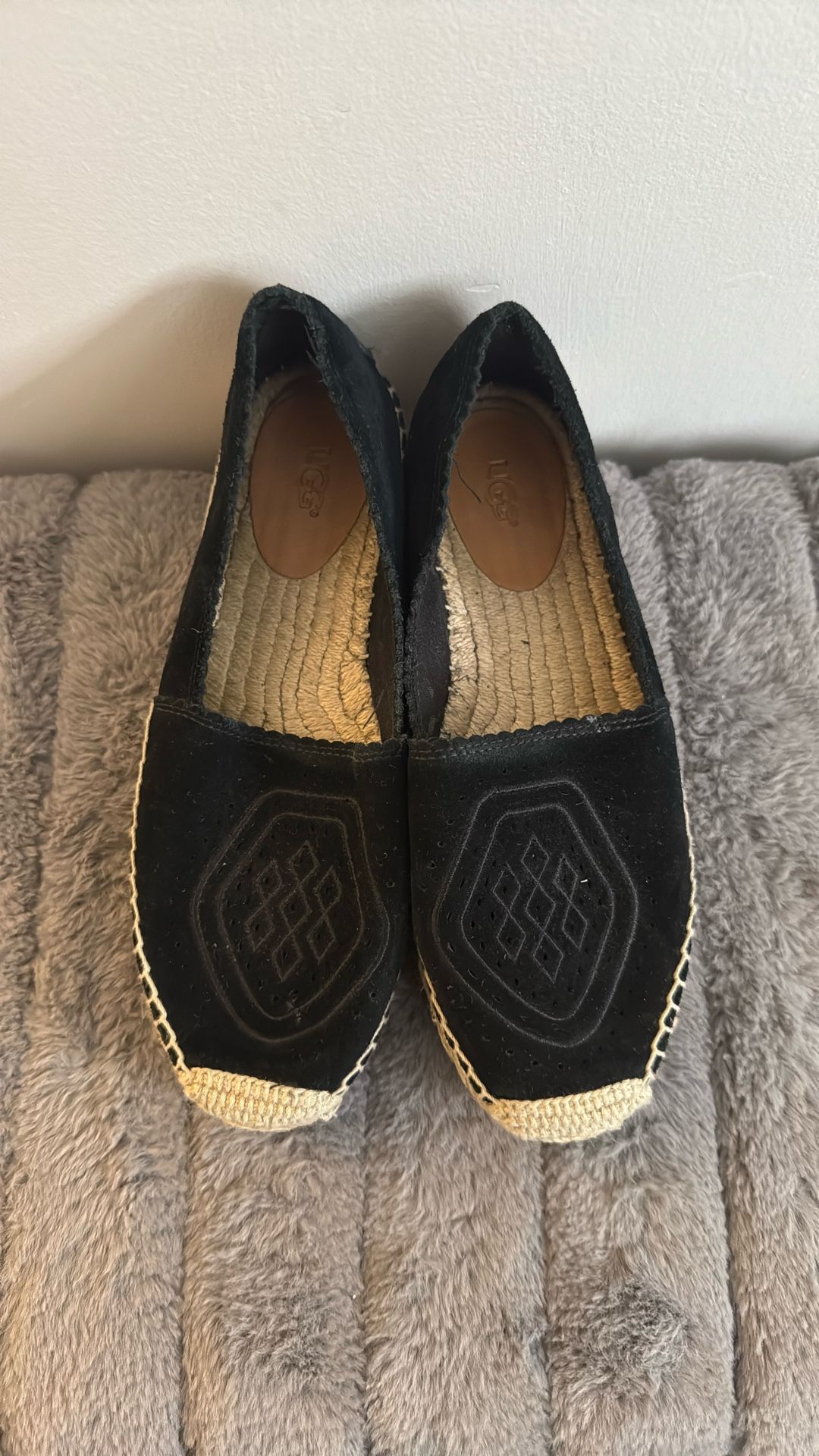Ugg