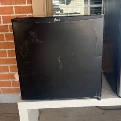 Mini Refrigerator With  Freezers 