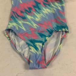 Nike Girls Raceback One Piece Swimsuit Sz L.                 Sh