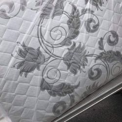 Full Size Brand New Matterss Set 