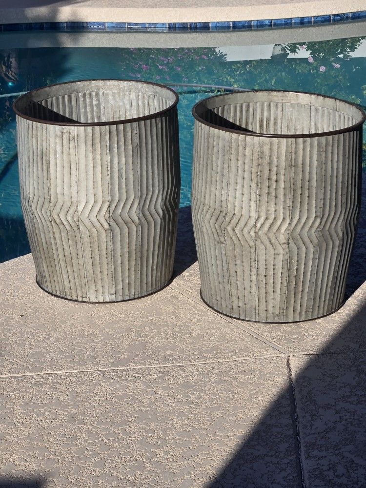 Holiday Decorating Metal Dolly Tubs. Planters