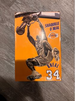 LA Lakers Shaquille O’Neal Limited GOLD Statue 9 Inch Stadium Give Away Shaq NIB