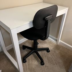 Desk With Chair For $25 Thumbnail