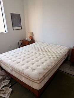 Saatva Queen Mattress