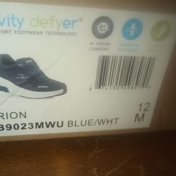 GDefy Orion sneakers