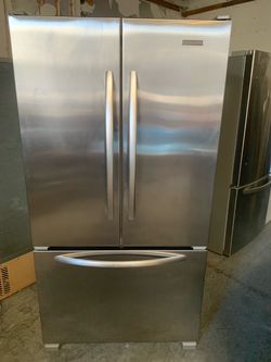 Fridge kitchen Aid good condition 3 doors 90 days warranty Refry kitchen Aid buenas condiciones 3 puertas 90 dias de Garantia