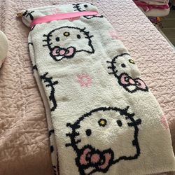 Hello Kitty blanket