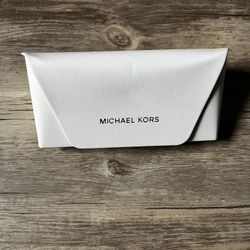 White Michael Kors Glasses - Case 