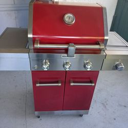 BBQ GIRL BY KitchenAid Stanlles Steel Super Clean Just Like Brand New 