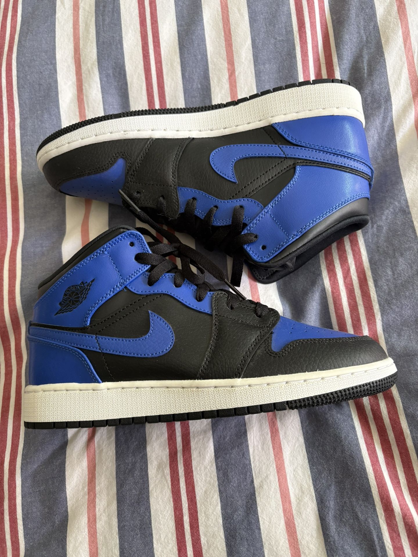 New Jordan 1 Royal Size 7youth